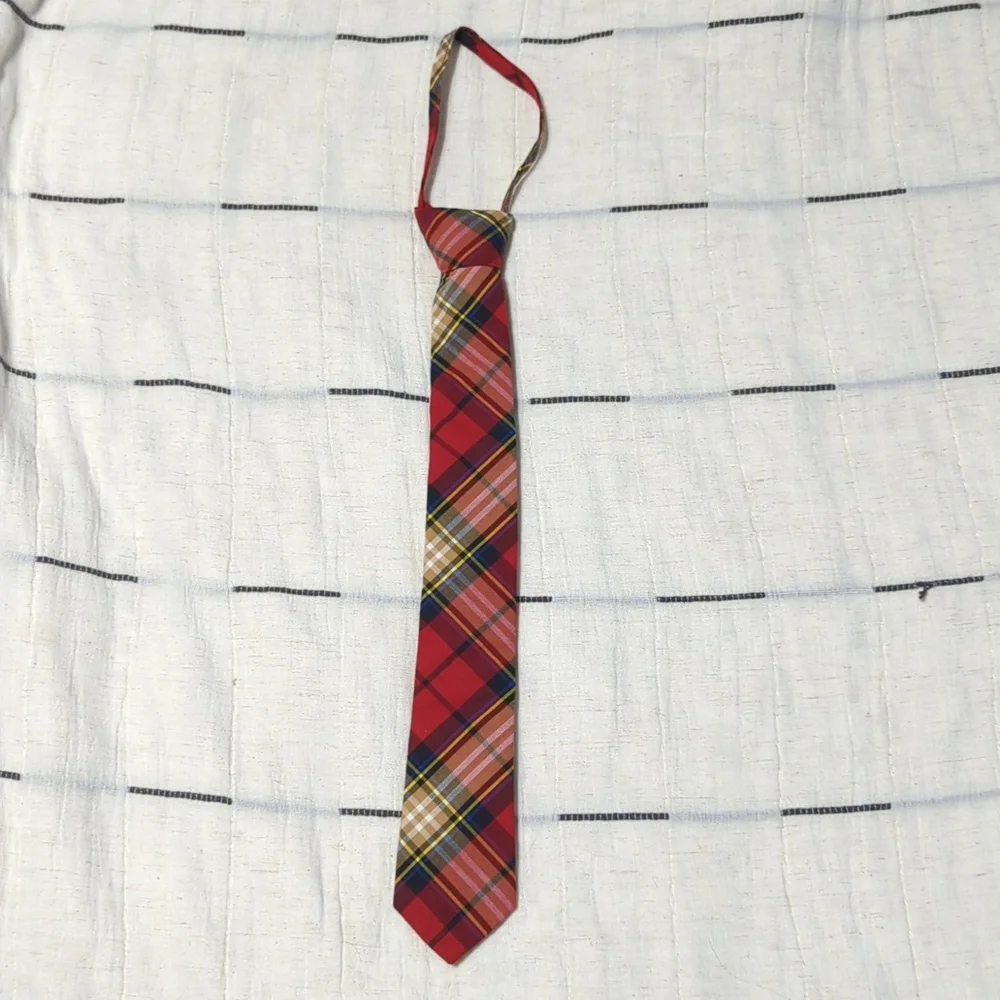 Crewcuts zipper tie